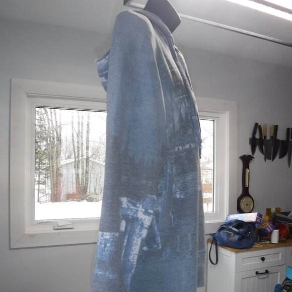 Green Tea Graphic print Hoodie size US Large - Picture 3 of 6